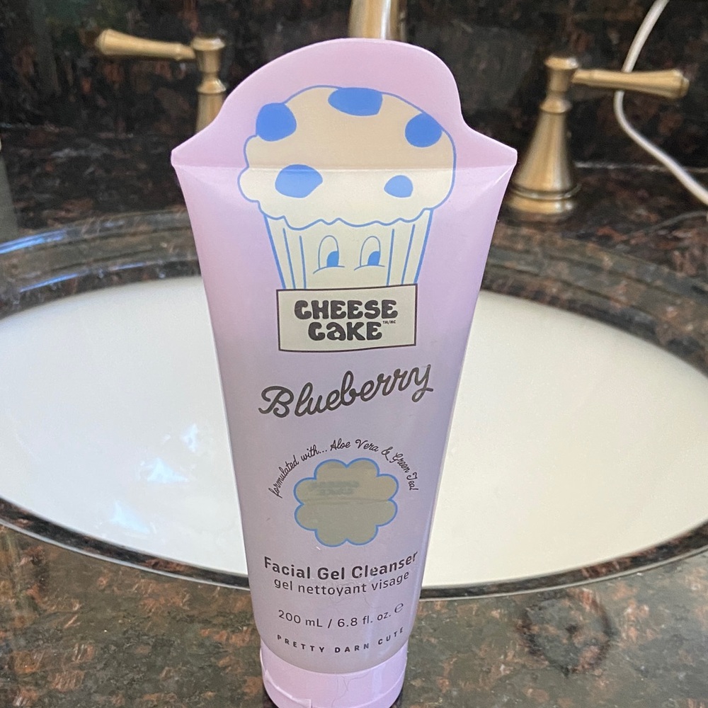 🆕Blueberry Facial Gel Cleanser 200ml